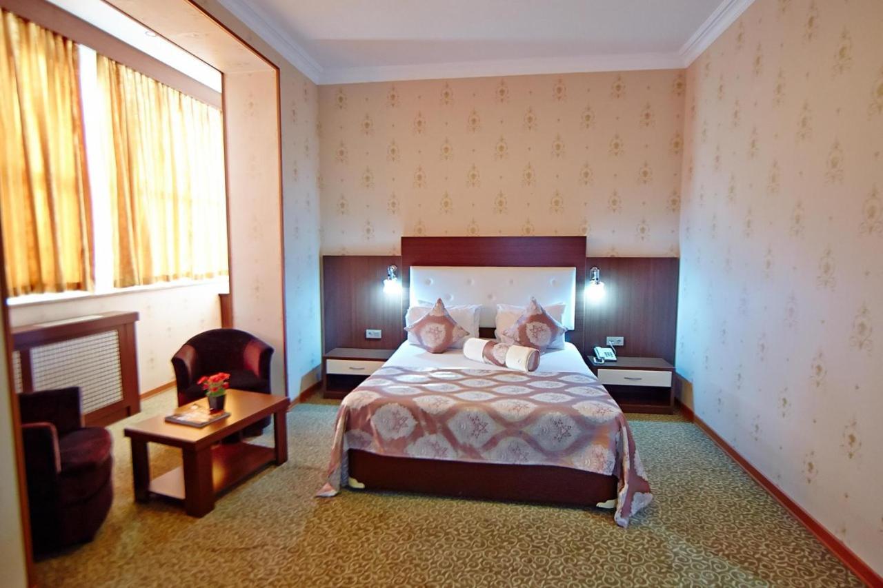 Grand Nakhchivan Hotel Kültér fotó