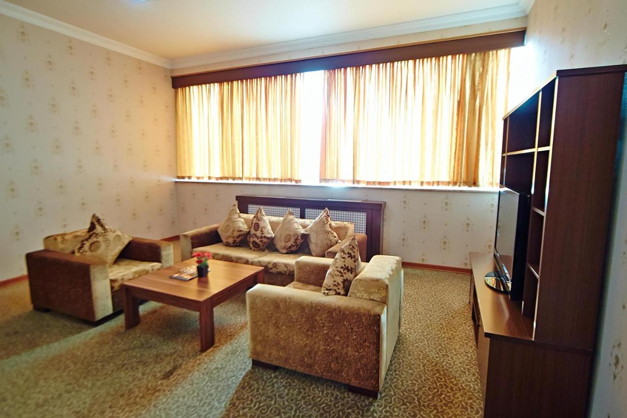 Grand Nakhchivan Hotel Kültér fotó